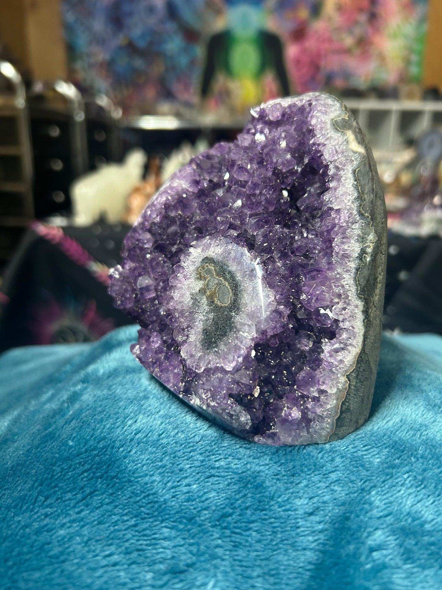 Amethyst w/Flowers